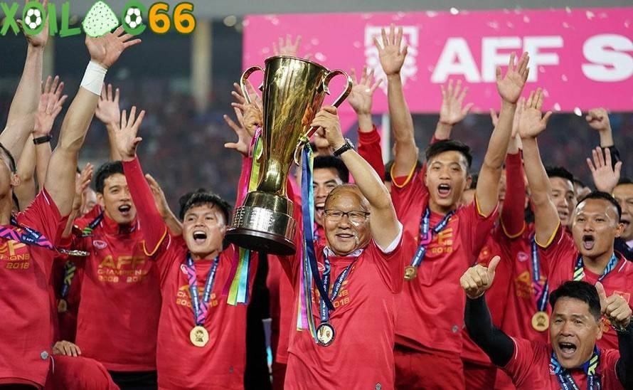 Thầy trò Park Hang Seo vô địch AFF Cup vào năm 2018